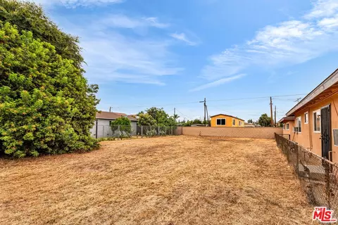 Exterior - 8753 Vans St, Paramount, CA 90723 photo 6 of 10