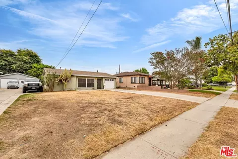 Exterior - 8753 Vans St, Paramount, CA 90723 photo 2 of 10