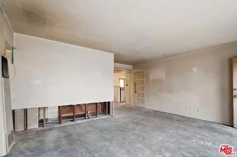 Living - 8753 Vans St, Paramount, CA 90723 photo 2 of 4