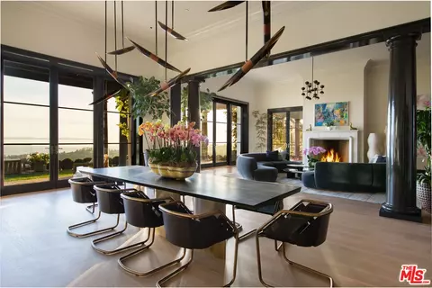 1140 E Mountain Dr, Santa Barbara, CA 93108