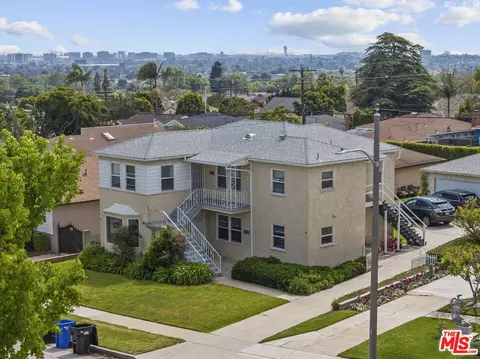 6111 S Fairfax Ave, Los Angeles, CA 90056