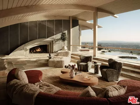 624 Cole Pl, Beverly Hills, CA 90210