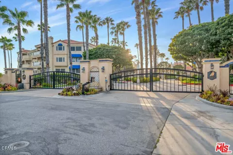 4241 Harbour Island Ln, Oxnard, CA 93035