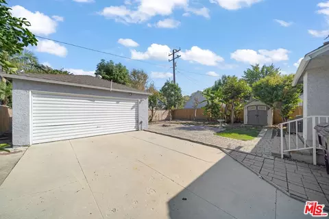 2420 Roycroft Ave, Long Beach, CA 90815 photo 13