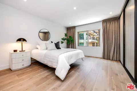 Bedroom - 439 N Doheny Dr #204, Beverly Hills, CA 90210 photo 1 of 4