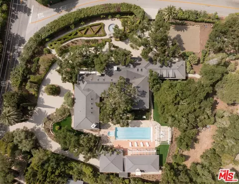 690 San Ysidro Rd, Santa Barbara, CA 93108