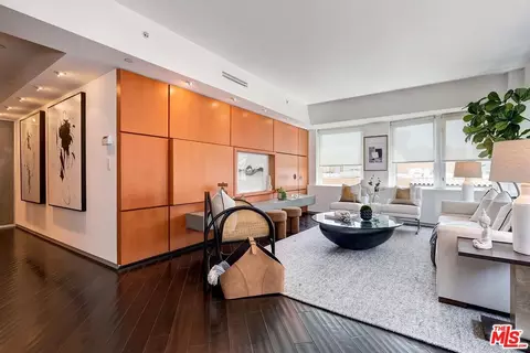 10520 Wilshire Blvd #506, Los Angeles, CA 90024