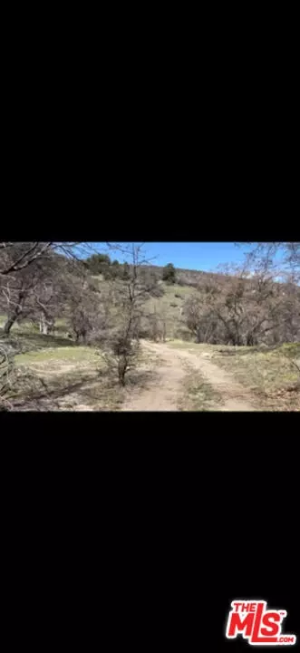 30281 Starland Dr, Tehachapi, CA 93561 photo 12