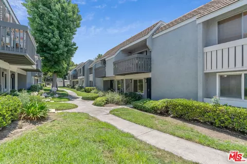 46 Eagle Pt, Irvine, CA 92604 photo 3