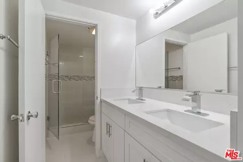 46 Eagle Pt, Irvine, CA 92604 photo 26