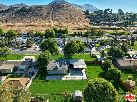 View/Area - 6627 Western Ave, Riverside, CA 92505 photo 1 of 18