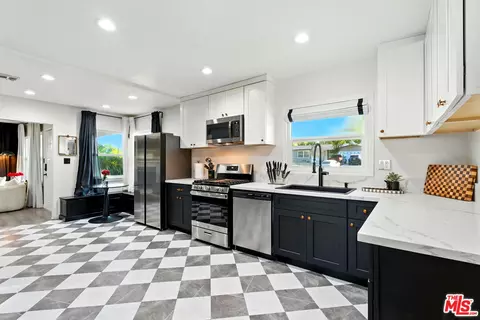 Kitchen - 6627 Western Ave, Riverside, CA 92505 photo 2 of 3