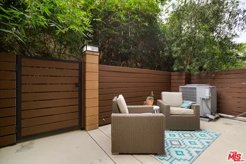 14111 W Monroe Pl, Van Nuys, CA 91405 photo 41