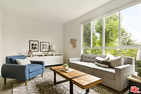 14111 W Monroe Pl, Van Nuys, CA 91405 photo 22