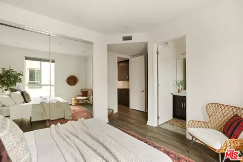 14111 W Monroe Pl, Van Nuys, CA 91405 photo 26