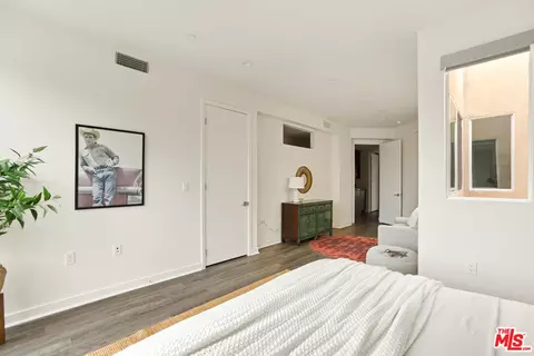 14111 W Monroe Pl, Van Nuys, CA 91405 photo 36