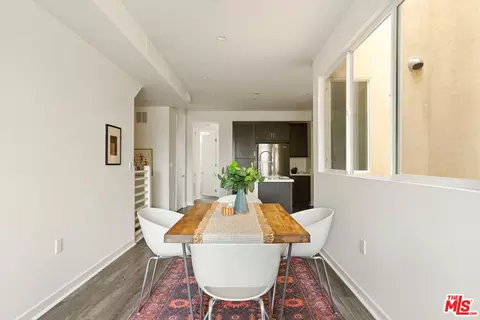 14111 W Monroe Pl, Van Nuys, CA 91405 photo 21