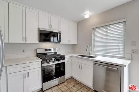 82 Eagle Pt #43, Irvine, CA 92604