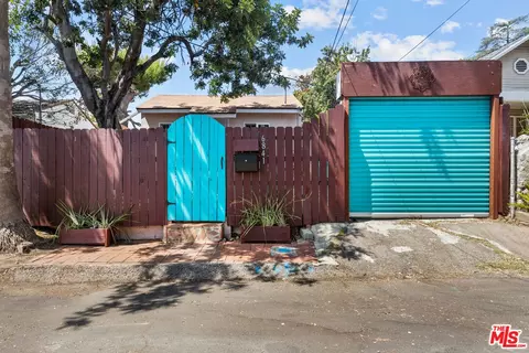 6841 Haywood St, Tujunga, CA 91042 photo 4