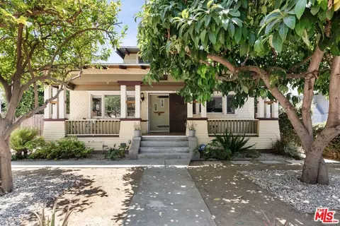 2130 W 27th St, Los Angeles, CA 90018