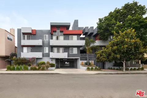 5051 Rosewood Ave #206, Los Angeles, CA 90004