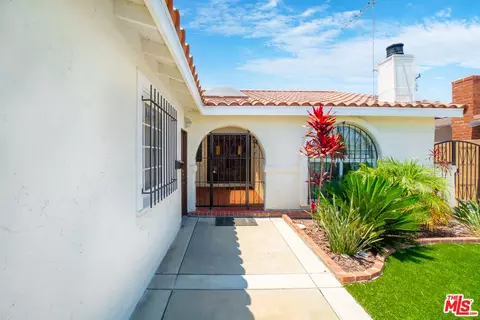 Exterior - 24613 Neptune Ave, Carson, CA 90745 photo 4 of 8