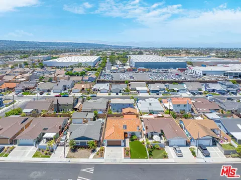 View/Area - 24613 Neptune Ave, Carson, CA 90745 photo 2 of 4