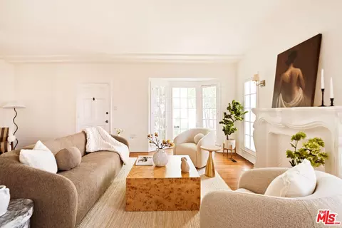 363 S Doheny Dr, Beverly Hills, CA 90211