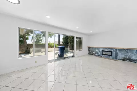 1604 Redwood Way, Upland, CA 91784 photo 9