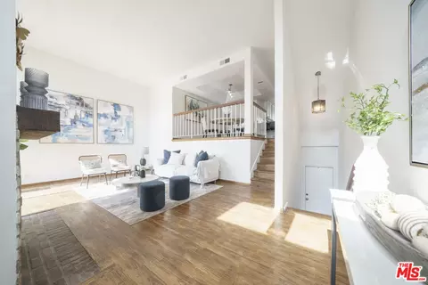 1045 Walnut Grove Ave, Rosemead, CA 91770