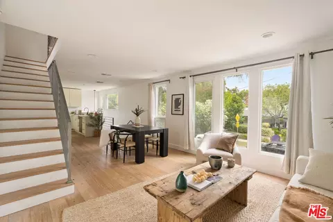 12366 Laurel Terrace Dr, Studio City, CA 91604