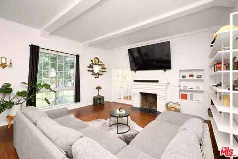 1908 W 79th St, Los Angeles, CA 90047