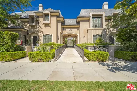 633 S Lake Ave #8, Pasadena, CA 91106