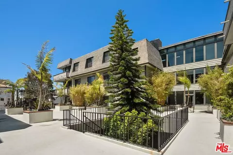306 Bora Bora Way #206, Marina Del Rey, CA 90292