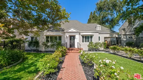 4547 Ledge Ave, Toluca Lake, CA 91602