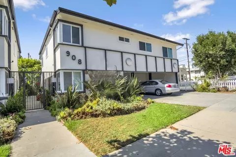 908 6th St #5, Santa Monica, CA 90403