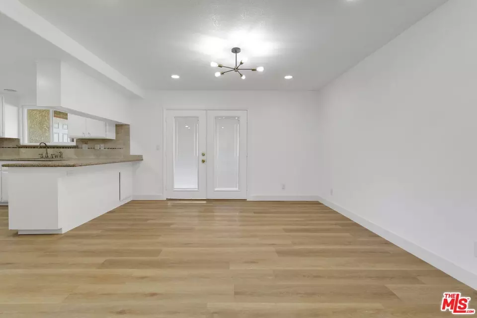  22113 Sioux Rd, Apple Valley, CA 92308 photo 8