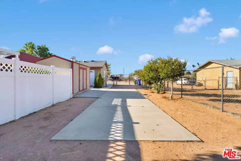  22113 Sioux Rd, Apple Valley, CA 92308 photo 27