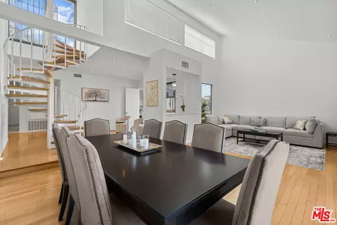 1506 S Bentley Ave #PH 7, Los Angeles, CA 90025
