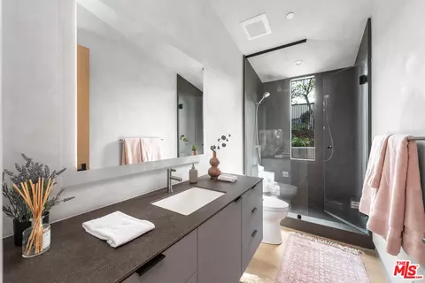 6756 Wandermere Rd, Malibu, CA 90265 photo 17