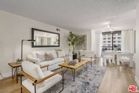 10751 Wilshire Blvd #1204, Los Angeles, CA 90024