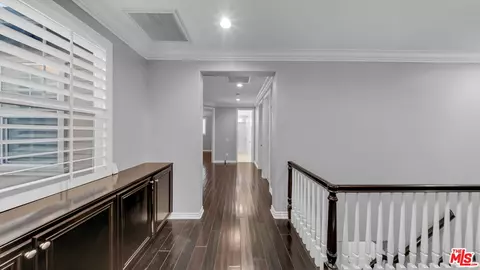 Entry Way - 4104 Baltic St, Oxnard, CA 93035 photo 9 of 9