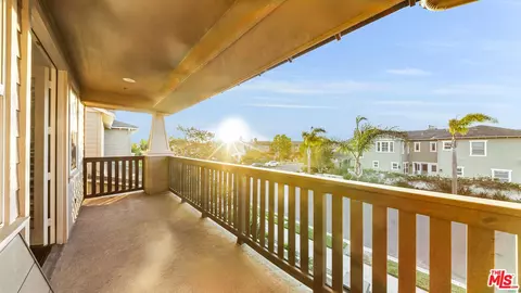Exterior - 4104 Baltic St, Oxnard, CA 93035 photo 3 of 3