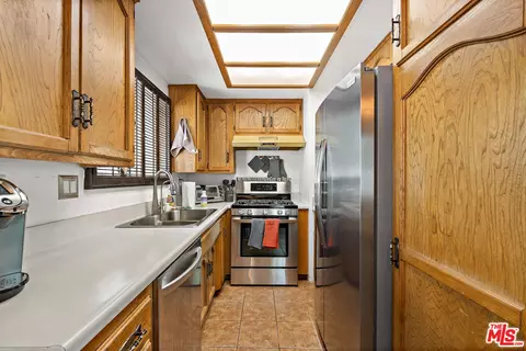 2340 Hunsaker Dr, Running Springs, CA 92382 photo 11
