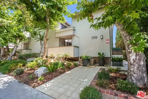 1119 23rd St #5, Santa Monica, CA 90403
