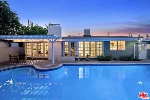 14300 Runnymede St, Van Nuys, CA 91405