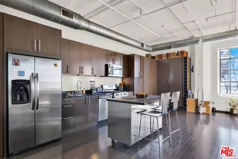 1645 Vine St #1001, Los Angeles, CA 90028
