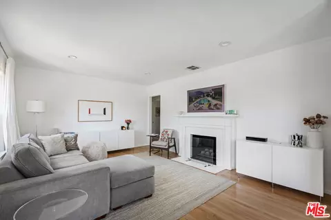 7660 Ostrom Ave, Van Nuys, CA 91406 photo 8
