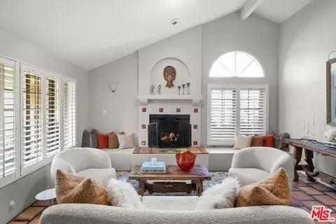 4565 Chapparral Dr, Carpinteria, CA 93013 photo 6