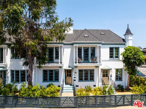 Exterior - 515 Rose Ave, Venice, CA 90291 photo 4 of 4